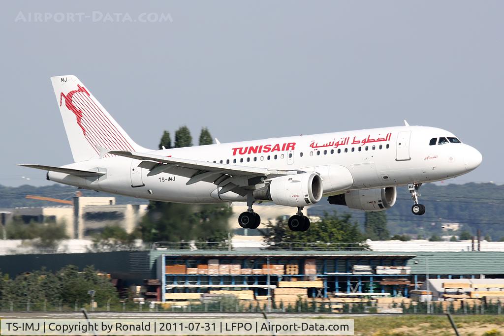 TS-IMJ, 1998 Airbus A319-114 C/N 869, at orly