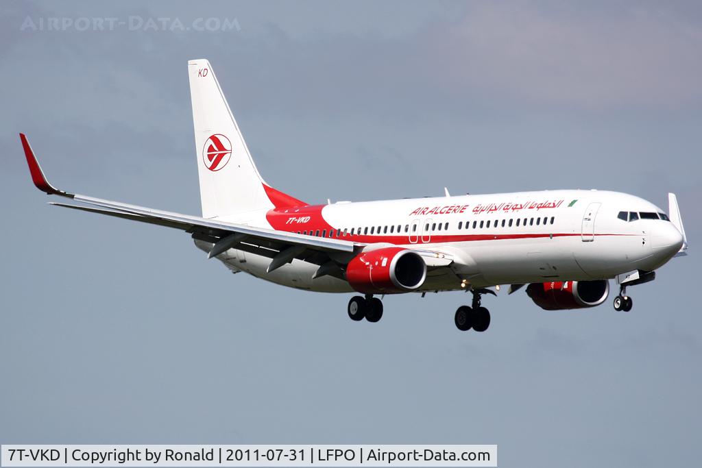 7T-VKD, 2010 Boeing 737-8D6 C/N 40858, at orly