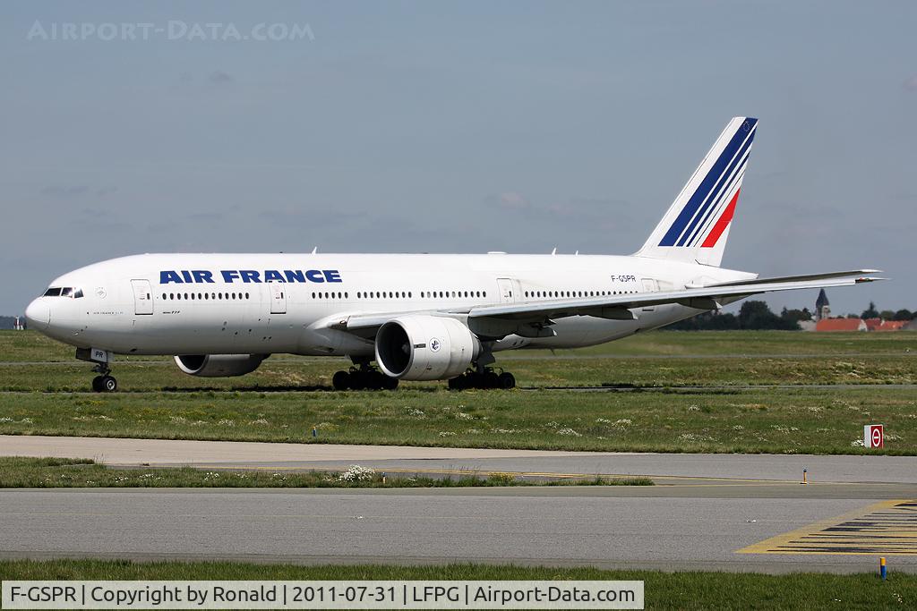 F-GSPR, 2001 Boeing 777-228/ER C/N 28683, at cdg