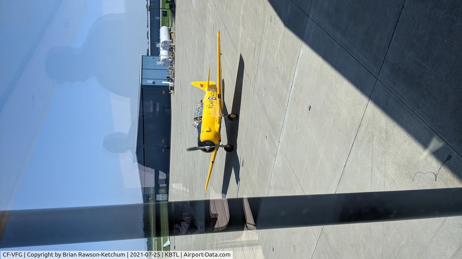 CF-VFG, 1952 Canadian Car & Foundry T-6 Harvard Mk.4 C/N CCF4-195, Taken while eating brunch at WACO Kitchen.