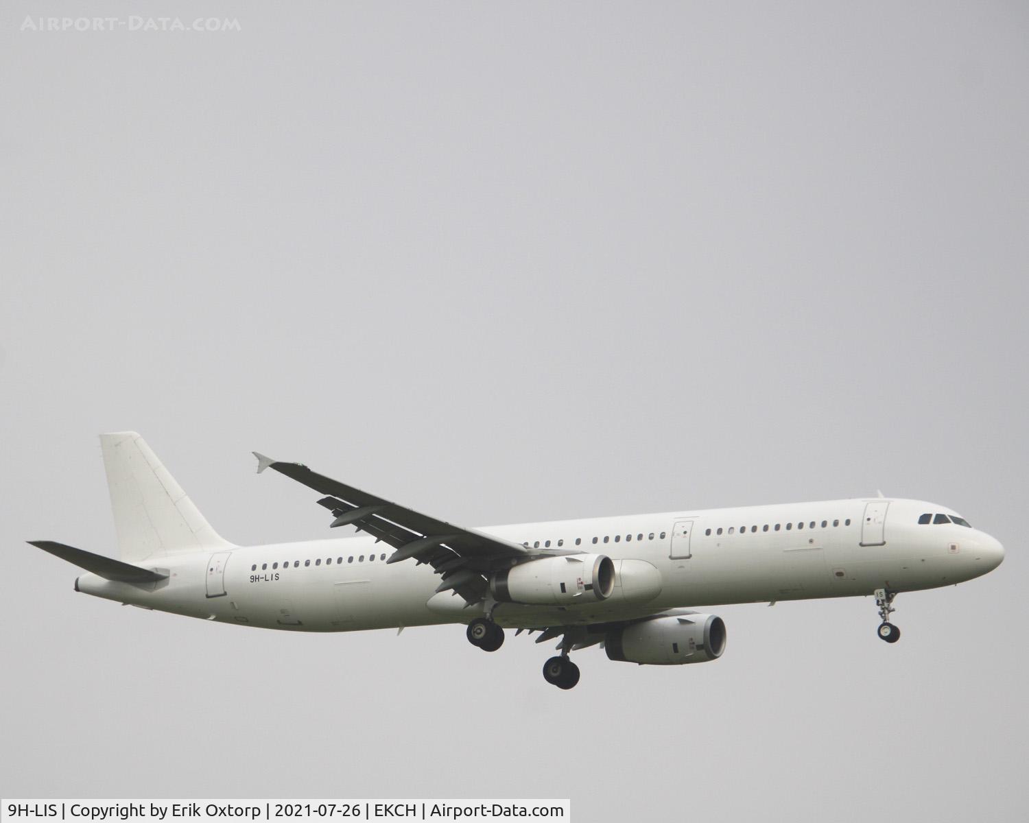 9H-LIS, 2007 Airbus A321-231 C/N 3274, 9H-LIS landing rw 04L