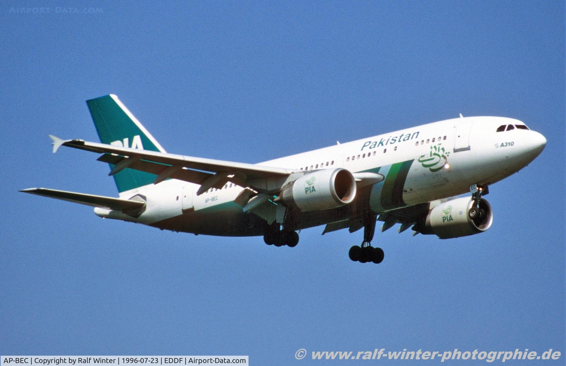 AP-BEC, 1991 Airbus A310-308 C/N 590, Airbus A310-308 - PK PIA Pakistan International Airlines - 590 - AP-BEC - FRA - 23.07.1996
