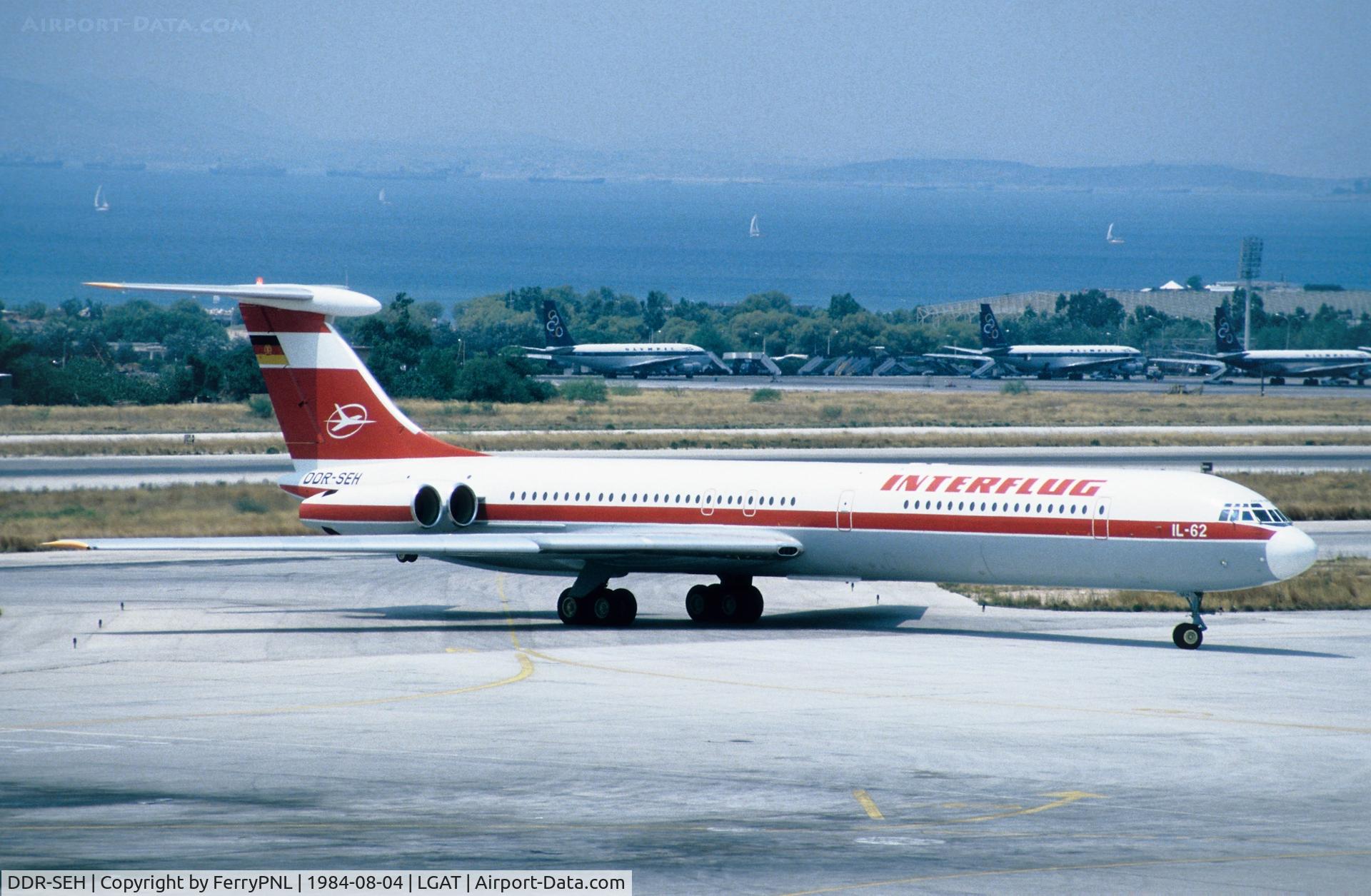 DDR-SEH, 1973 Ilyushin IL-62 C/N 31405, Arrival of Interflug IL62