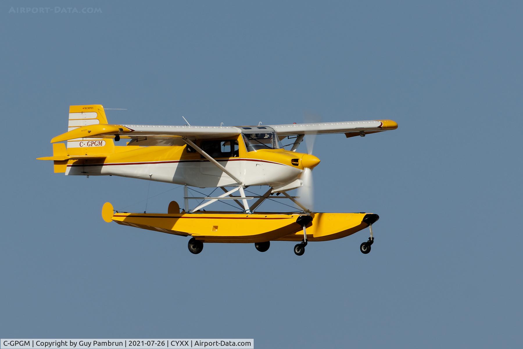 C-GPGM, 2009 Murphy ELITE C/N 799 E, Landing on 19