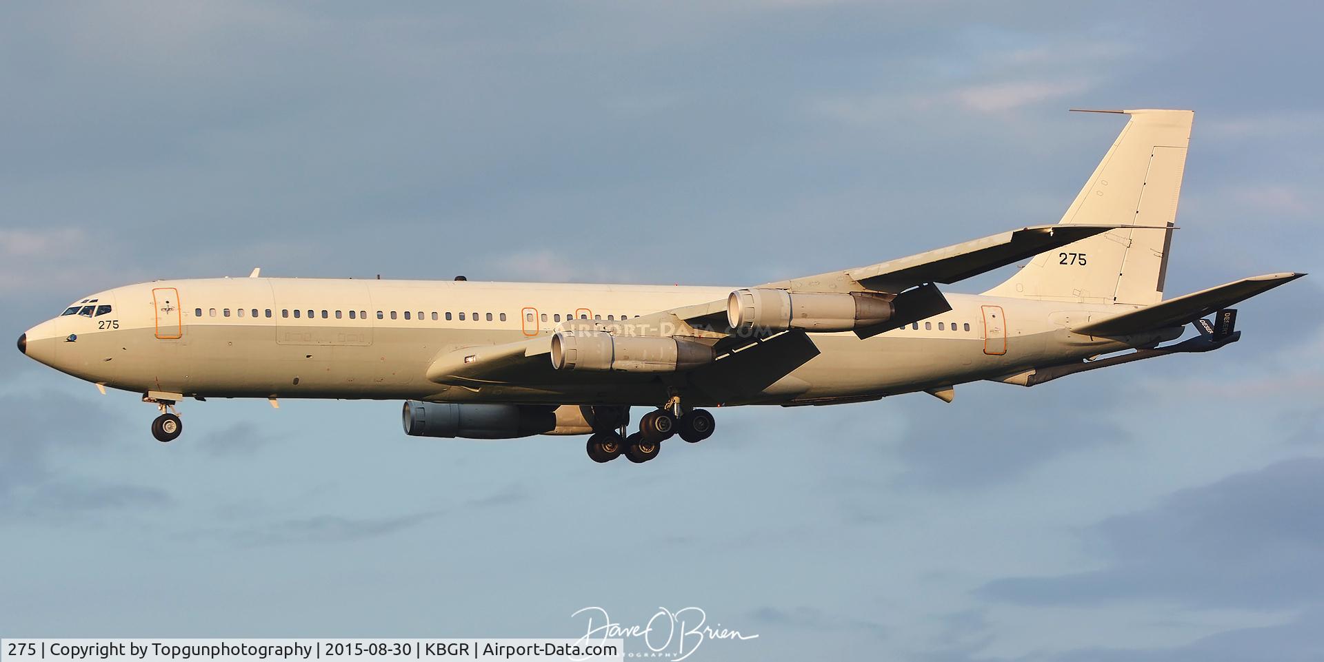 275, 1977 Boeing KC-707 Re'em C/N 21334, Support Tanker landing once all the fighters are done safely.