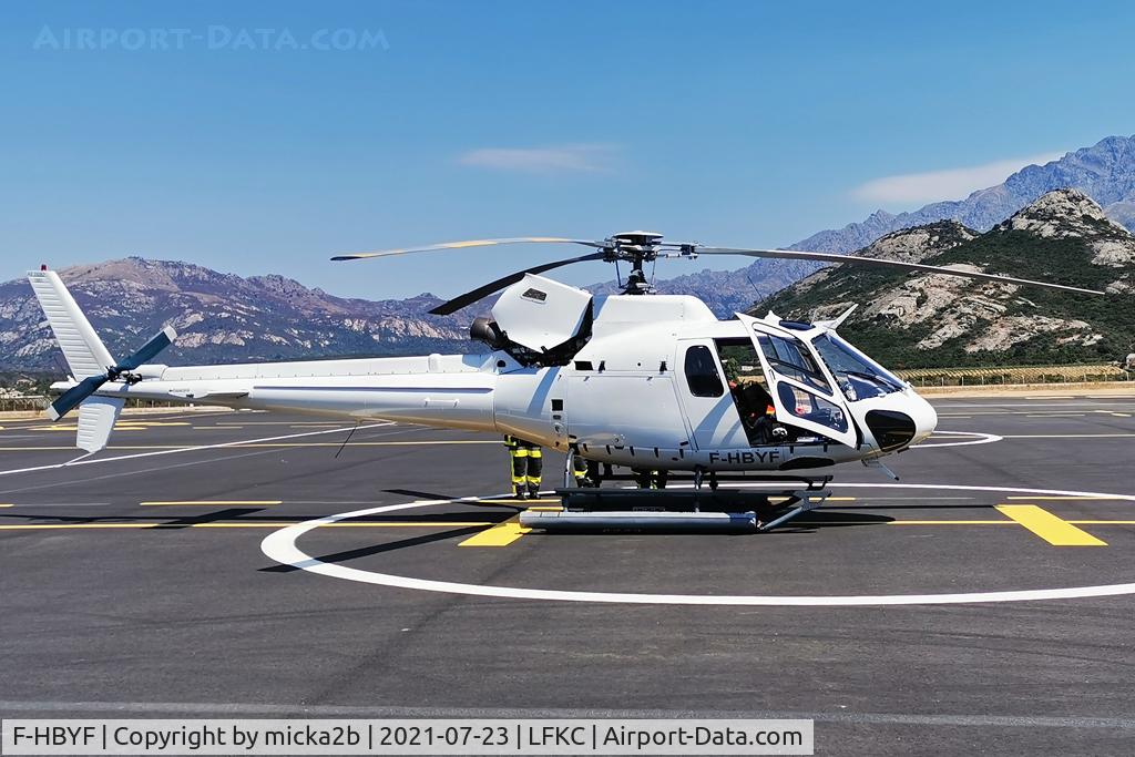 F-HBYF, 1986 Aerospatiale AS-350B-1 Ecureuil C/N 1951, Parked