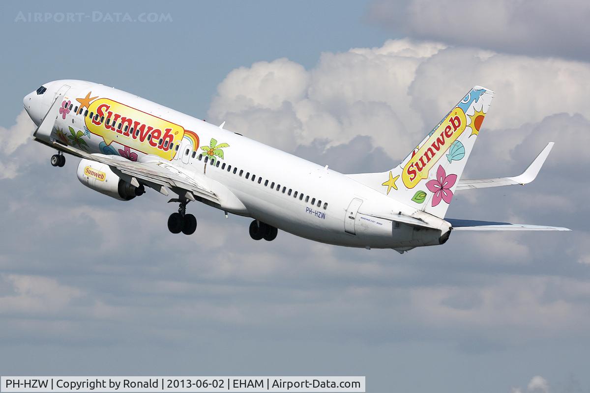 PH-HZW, 2002 Boeing 737-8K2 C/N 29345, at spl