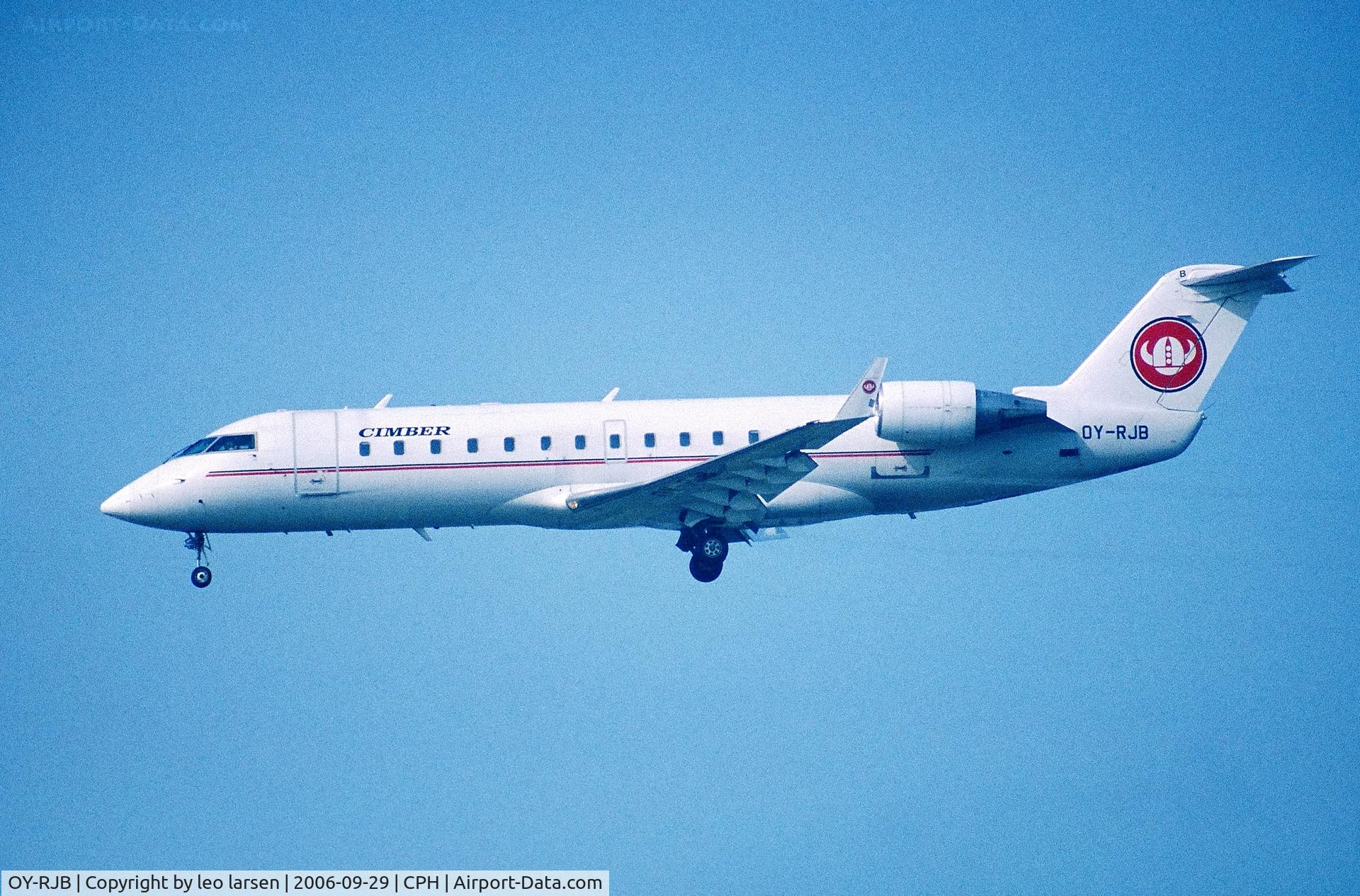 OY-RJB, 2000 Canadair CRJ-200LR (CL-600-2B19) C/N 7419, Copenhagen 29.9.2006