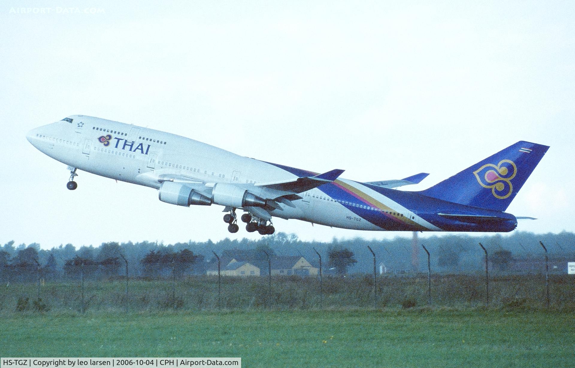 HS-TGZ, 1999 Boeing 747-4D7 C/N 28706, Copenhagen 4.10.2006 T/O R-22R