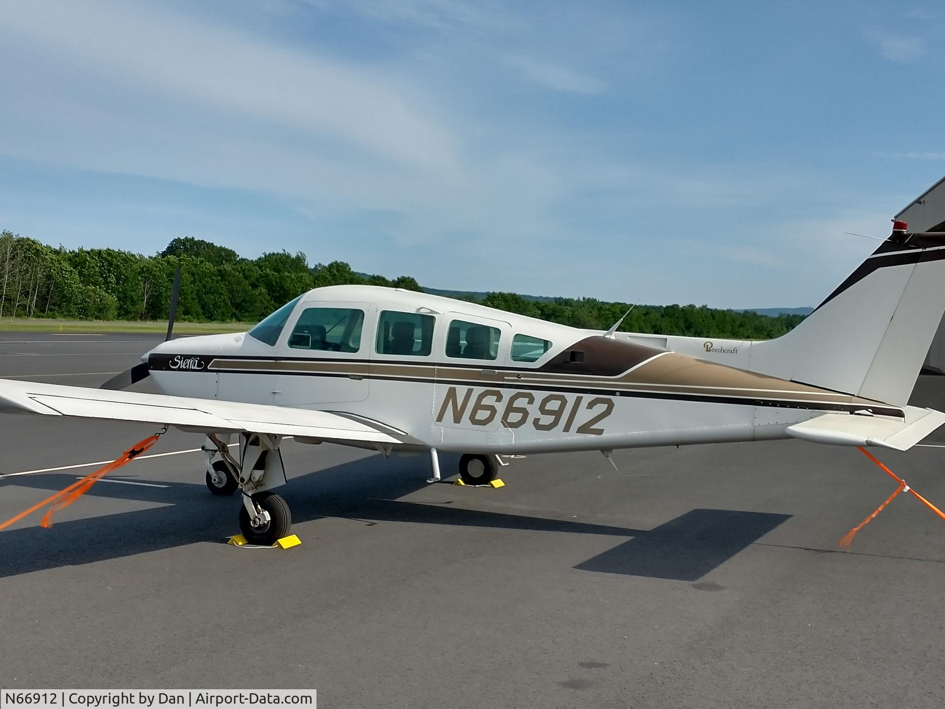 N66912, 1983 Beech C24R C/N MC794, Parked at it's new home