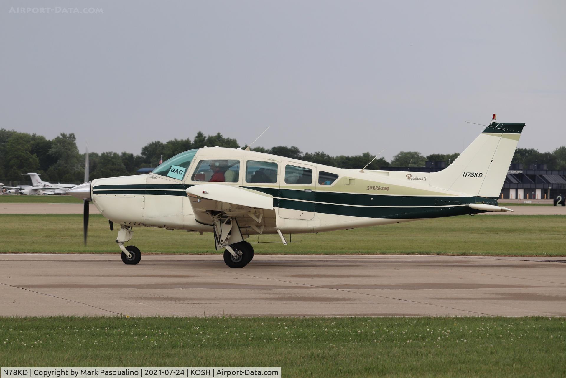 N78KD, 1978 Beech C24R C/N MC-569, Beech C24R
