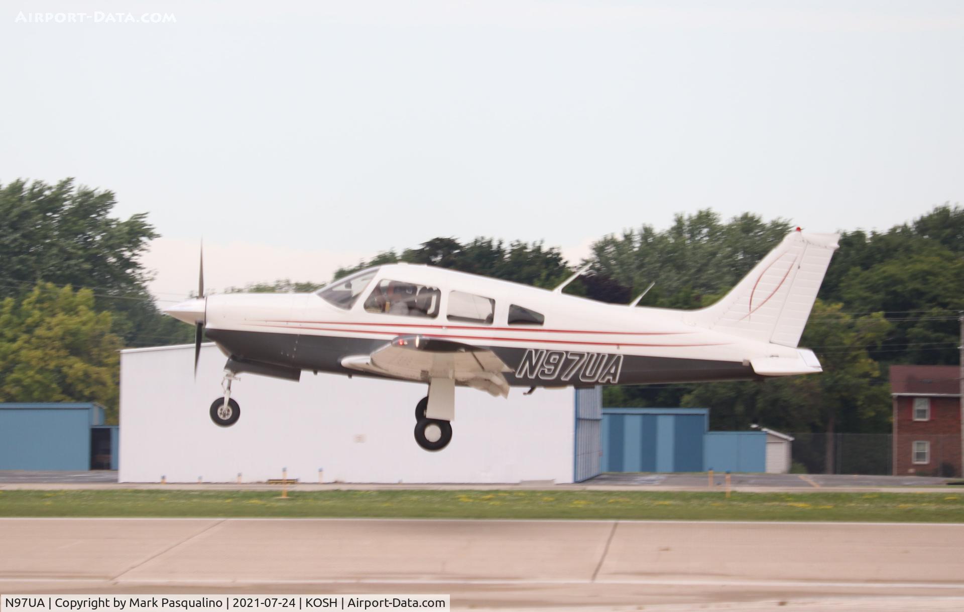 N97UA, 1978 Piper PA-28R-201 Cherokee Arrow III C/N 28R7837163, Piper PA-28R-201