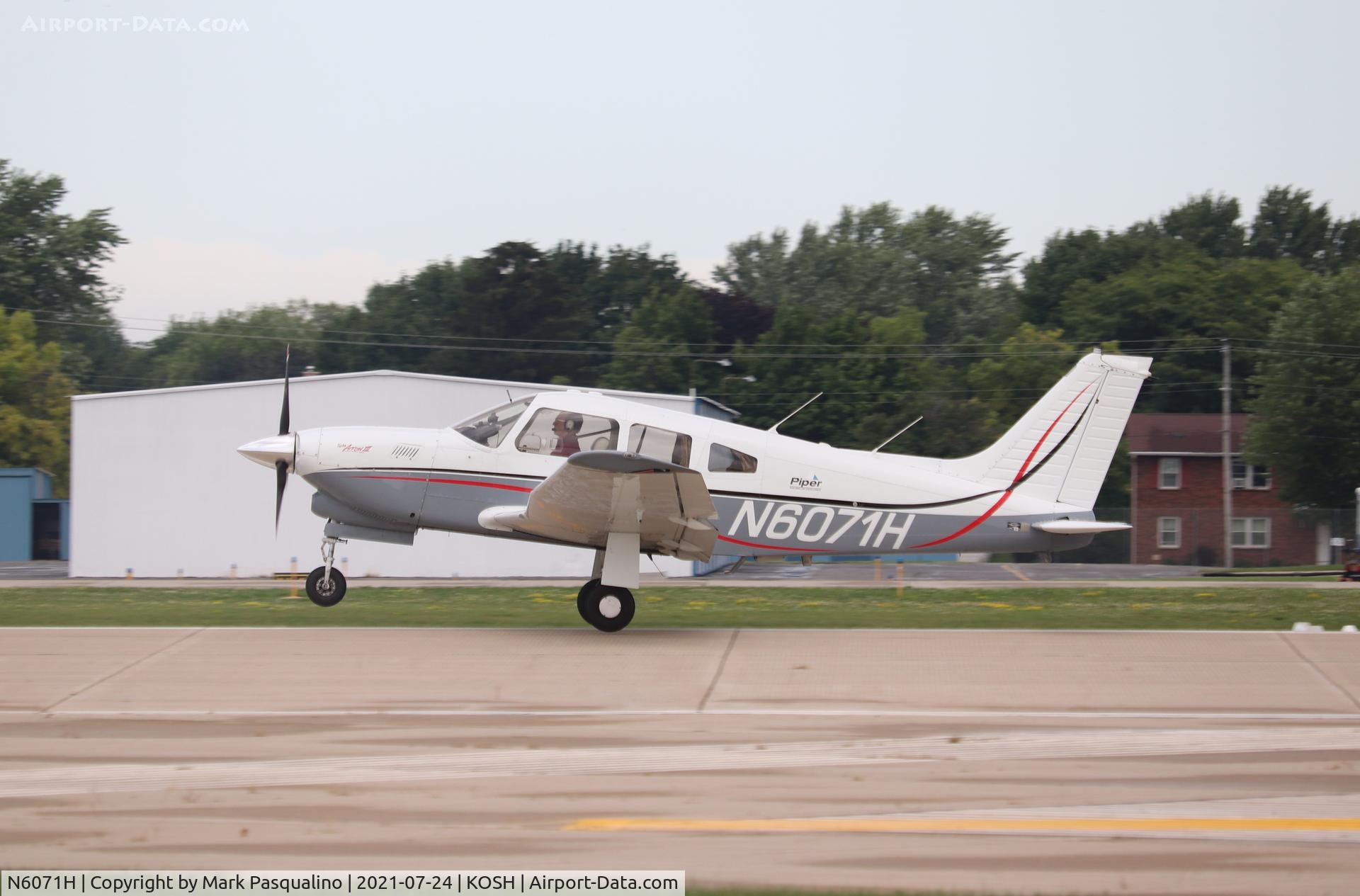 N6071H, 1977 Piper PA-28R-201T Cherokee Arrow III C/N 28R-7803085, Piper PA-28R-201T