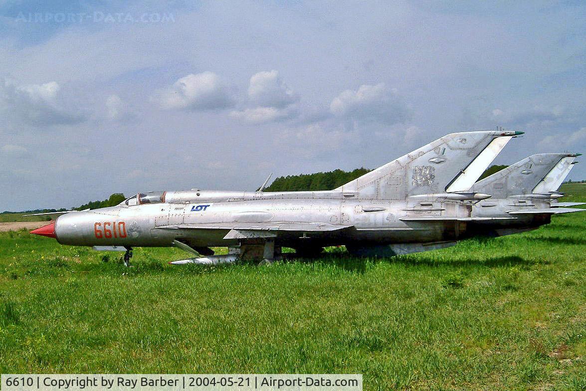 6610, Mikoyan-Gurevich MiG-21PFM Fishbed C/N 94A6610, 6610   Mikoyan-Gurevich MiG-21PFM Fishbed [94A6610] (Polish Air Force) Zgorzelec-Zarska Wies Airport~SP 21/05/2004