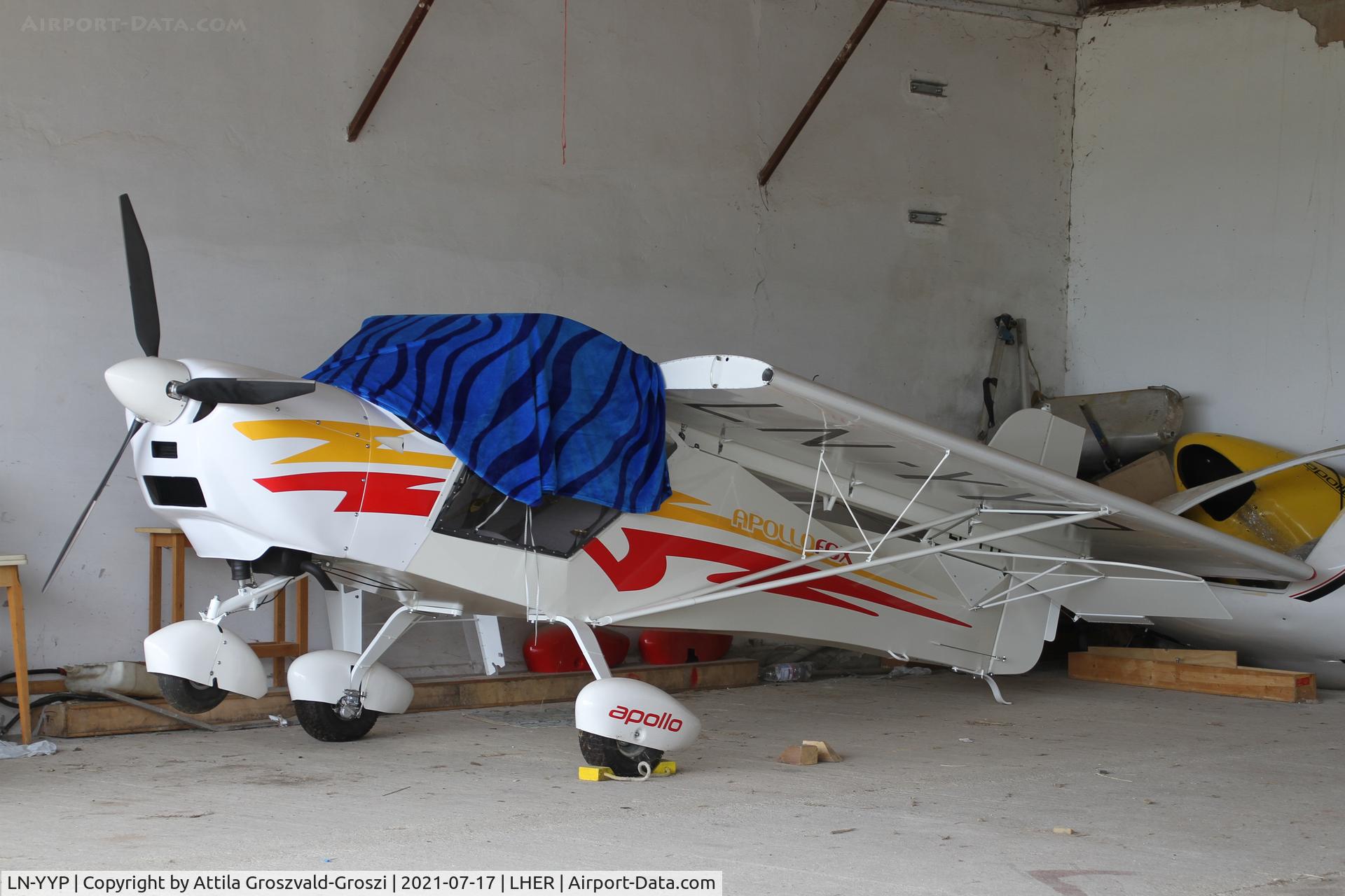 LN-YYP, 2003 Halley Apollo Fox C/N S-06/2002, LHER - Eger, Apollo Airport, Hungary
