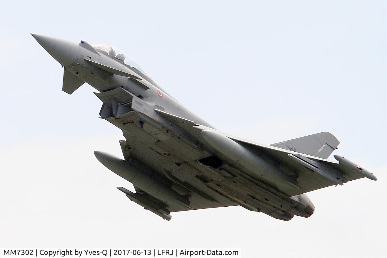 MM7302, Eurofighter EF-2000 Typhoon S C/N IS034, Eurofighter EF-2000 Typhoon S, Climbing from rwy 08, Landivisiau Naval Air Base (LFRJ) Tiger Meet 2017
