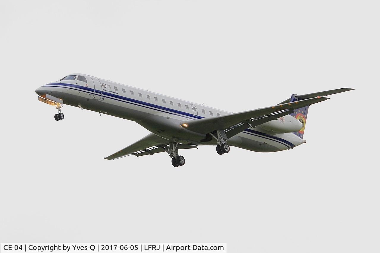 CE-04, 2001 Embraer ERJ-145LR (EMB-145LR) C/N 145548, Embraer ERJ-145LR, Short approach rwy 26, Landivisiau Naval Air Base (LFRJ) Tiger Meet 2017