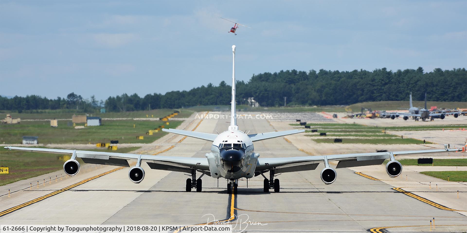 61-2666, 1961 Boeing WC-135W-BN Stratolifter C/N 18342, SAME40 taxing to RW34