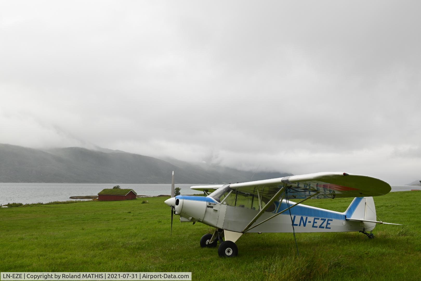 LN-EZE, 1966 Piper PA-18-150 Super Cub C/N 18-8444, The plane seems to be in an odd but beautifull place