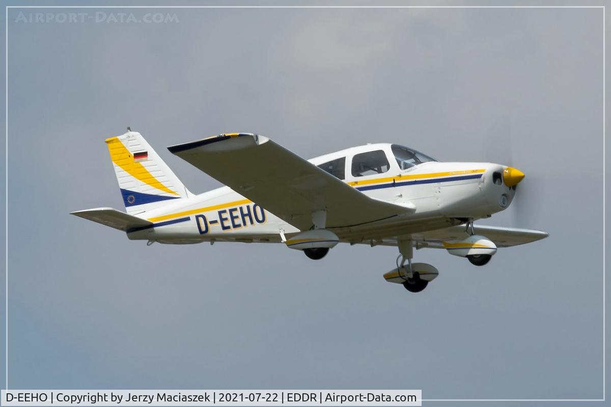 D-EEHO, Piper PA-28-140 Cherokee C/N 28-20779, Piper PA-28-140 Cherokee, c/n: 28-20779