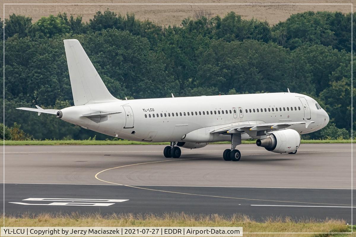 YL-LCU, 2002 Airbus A320-214 C/N 1762, Airbus A320-214, c/n: 1762