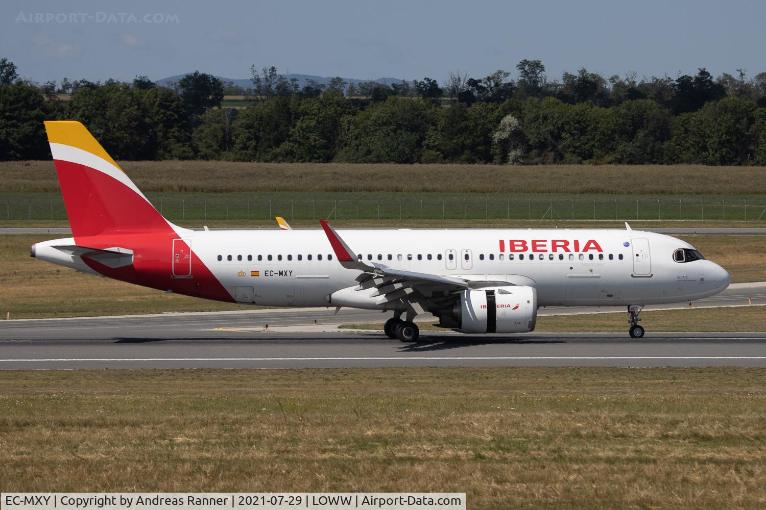 EC-MXY, 2018 Airbus A320-251N C/N 8256, Iberia A320neo
