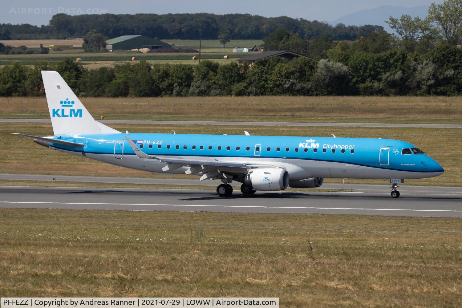 PH-EZZ, 2013 Embraer 190STD (ERJ-190-100) C/N 19000654, KLM cityhopper ERJ-190