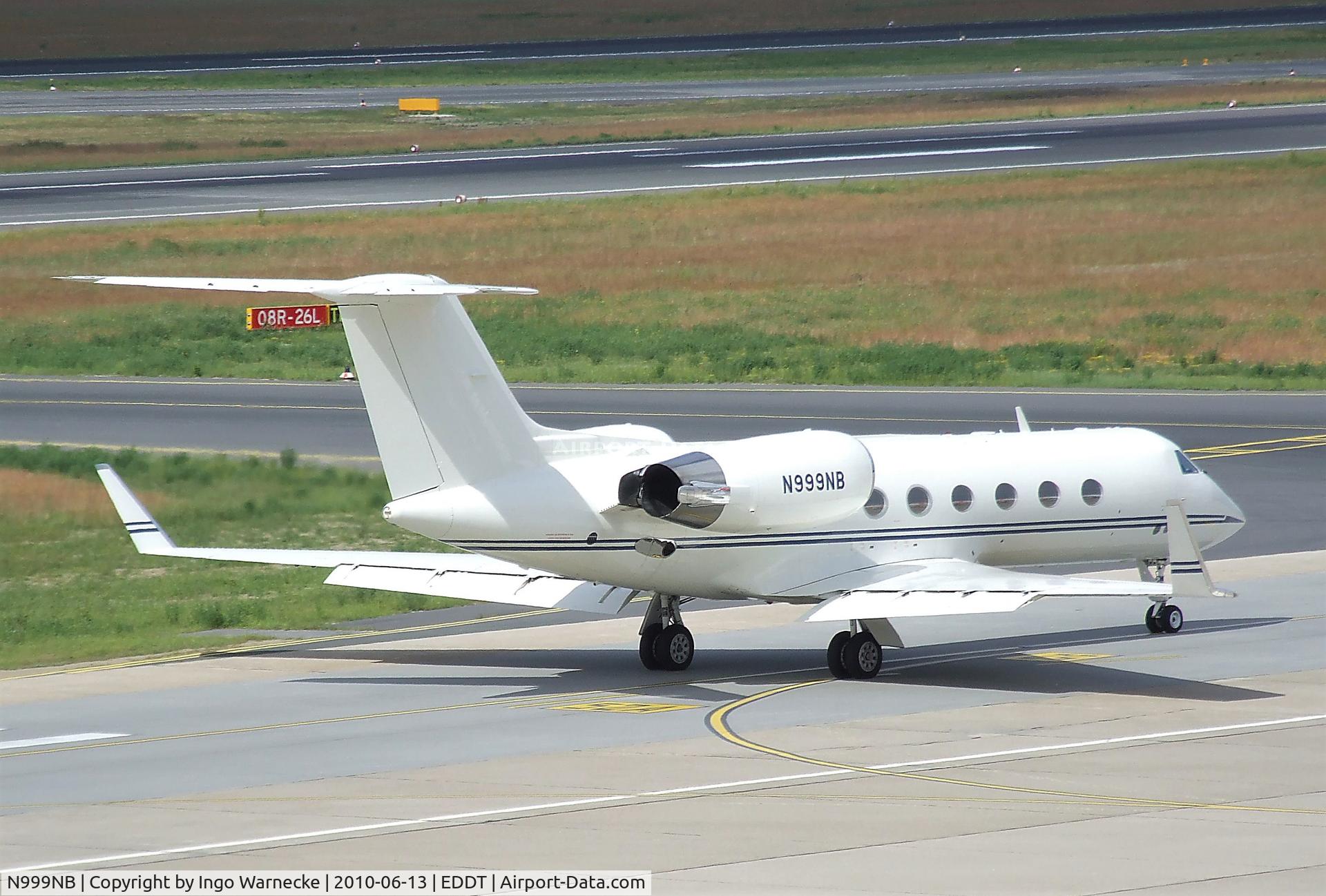 N999NB, Gulfstream Aerospace G-IV C/N 1234, Gulfstream Aerospace Gulfstream G IV at Berlin/Tegel airport