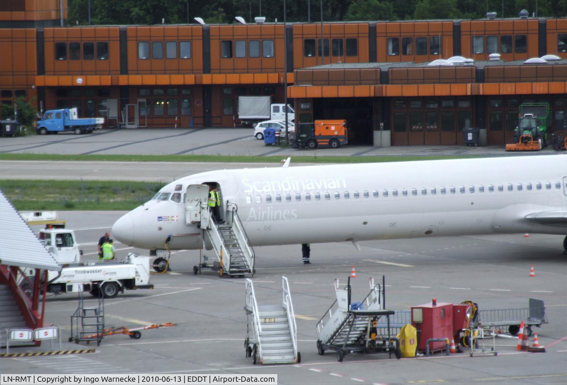 LN-RMT, 1991 McDonnell Douglas MD-82 (DC-9-82) C/N 53001, McDonnell Douglas MD-82 (DC-9-82) of SAS at Berlin/Tegel airport