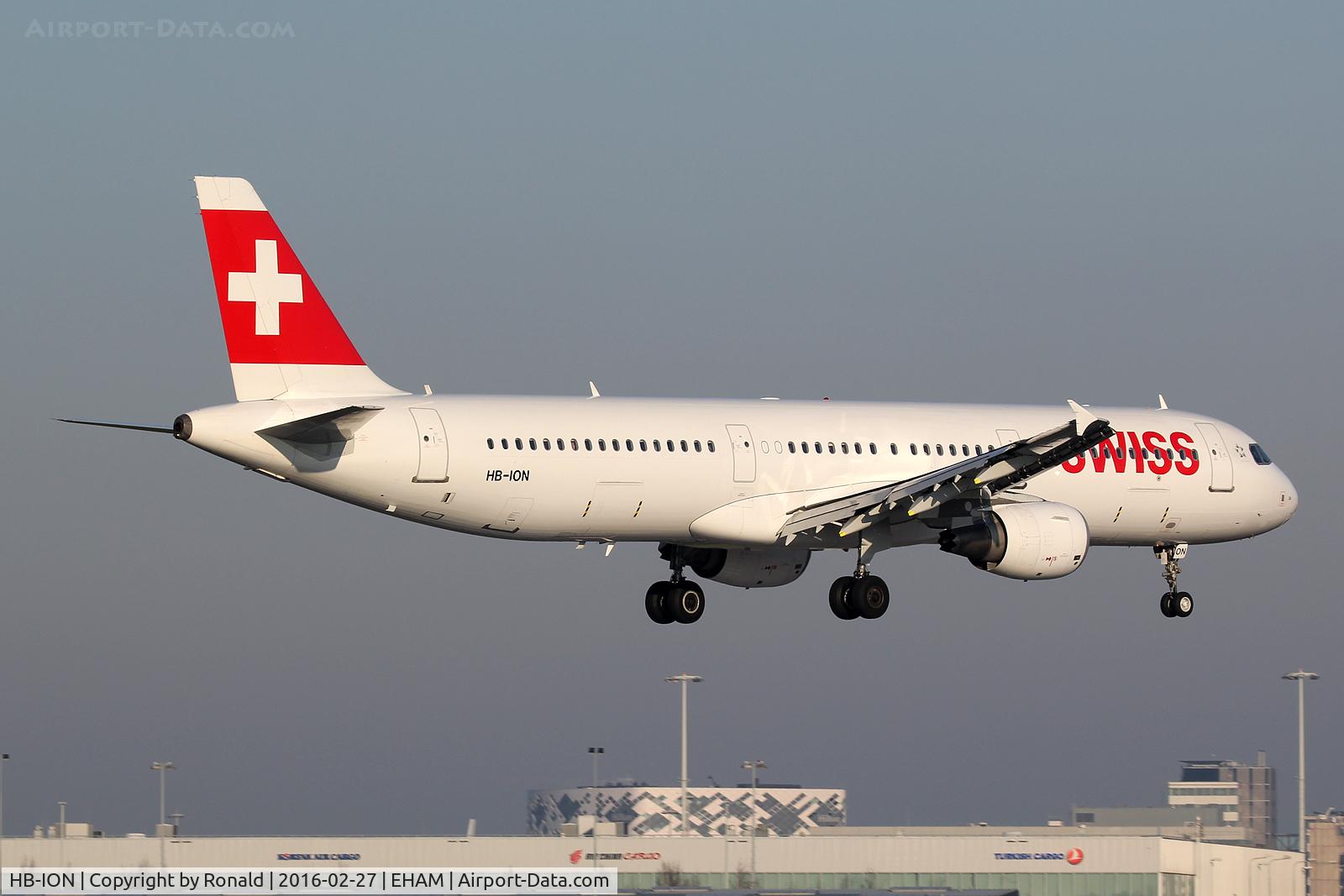 HB-ION, 2013 Airbus A321-212 C/N 5567, at spl