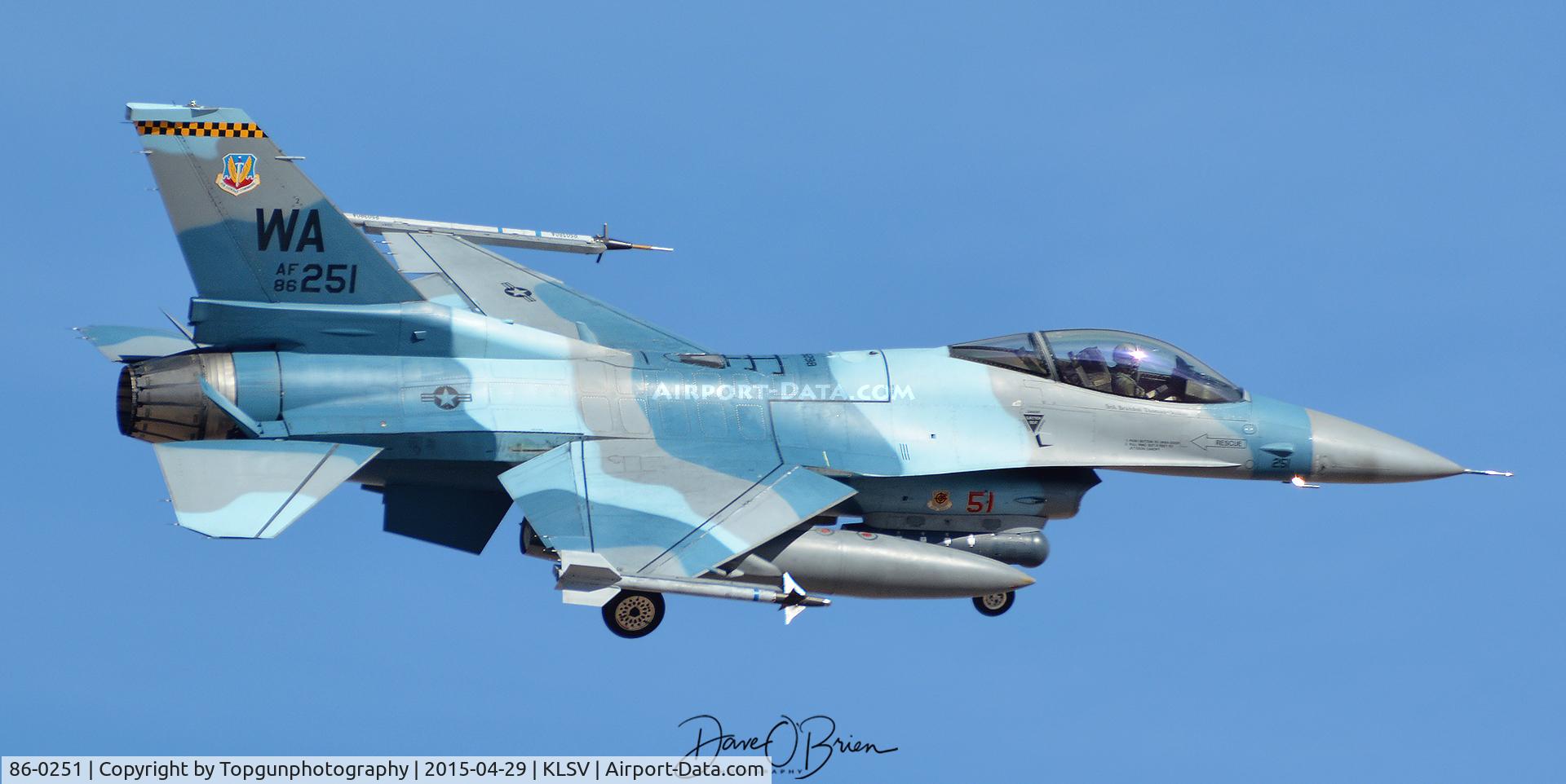 86-0251, 1986 General Dynamics F-16C Fighting Falcon C/N 5C-357, 64th AGRS landing at Nellis