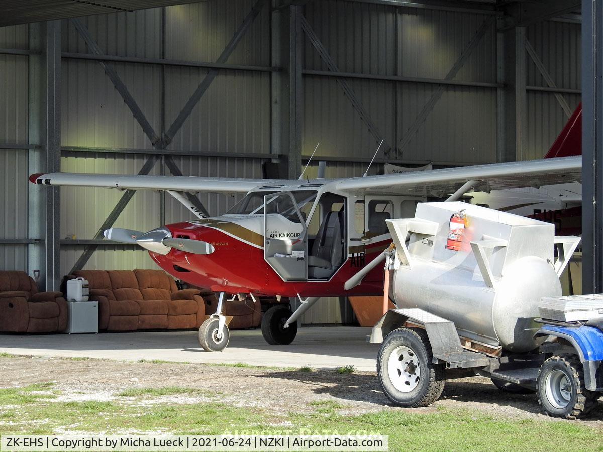 ZK-EHS, Cessna 402B C/N 402B0217, At Kaikoura