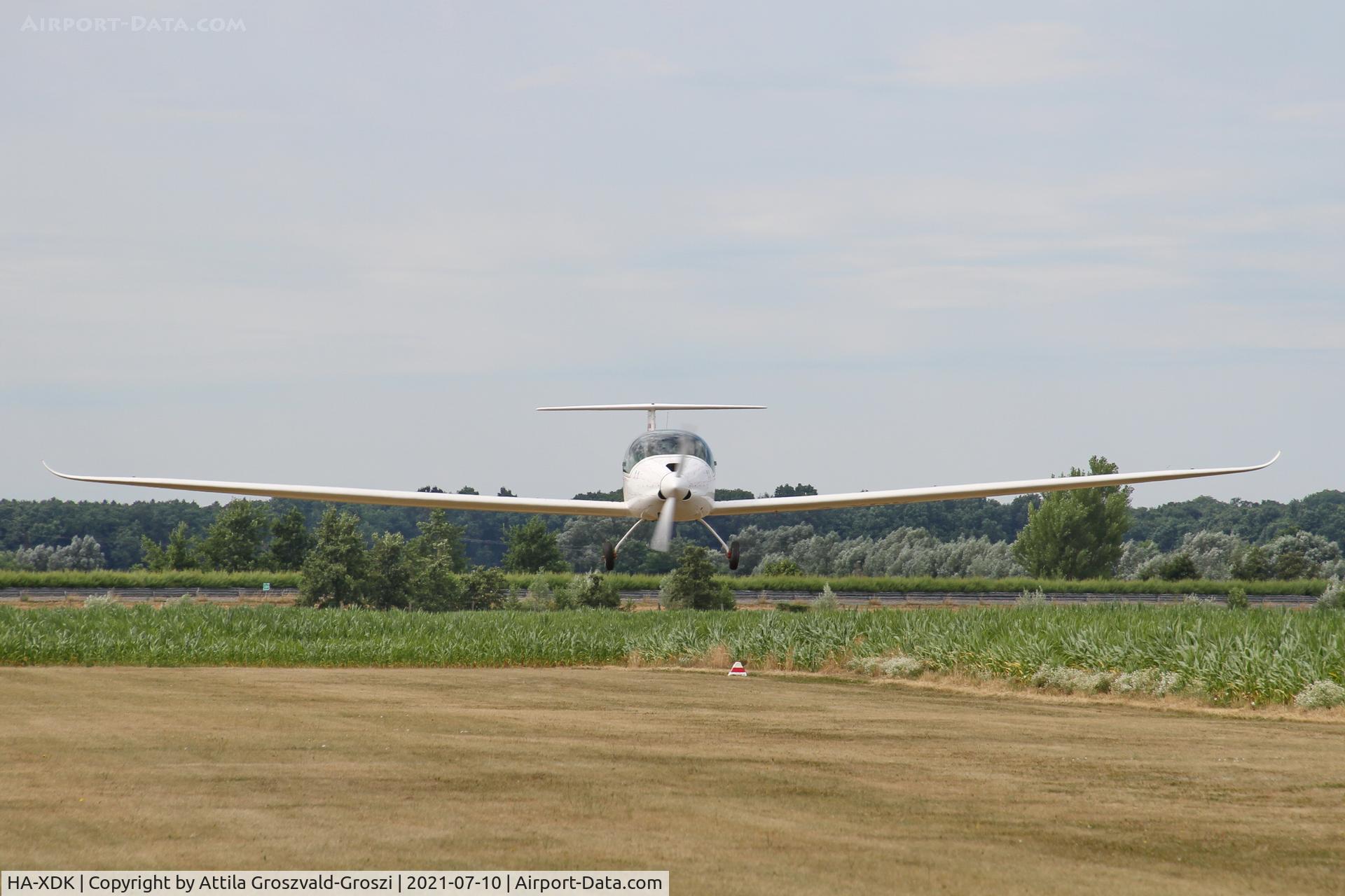 HA-XDK, 2017 Omikron-Dokk Altus C/N 001, Becsehely Airport, Hungary