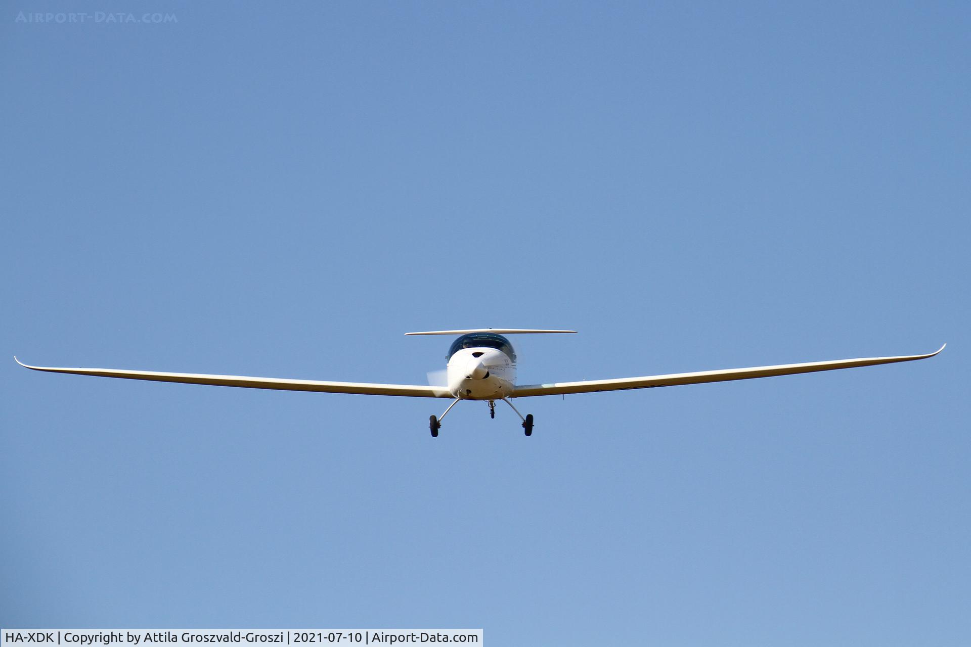 HA-XDK, 2017 Omikron-Dokk Altus C/N 001, Becsehely Airport, Hungary