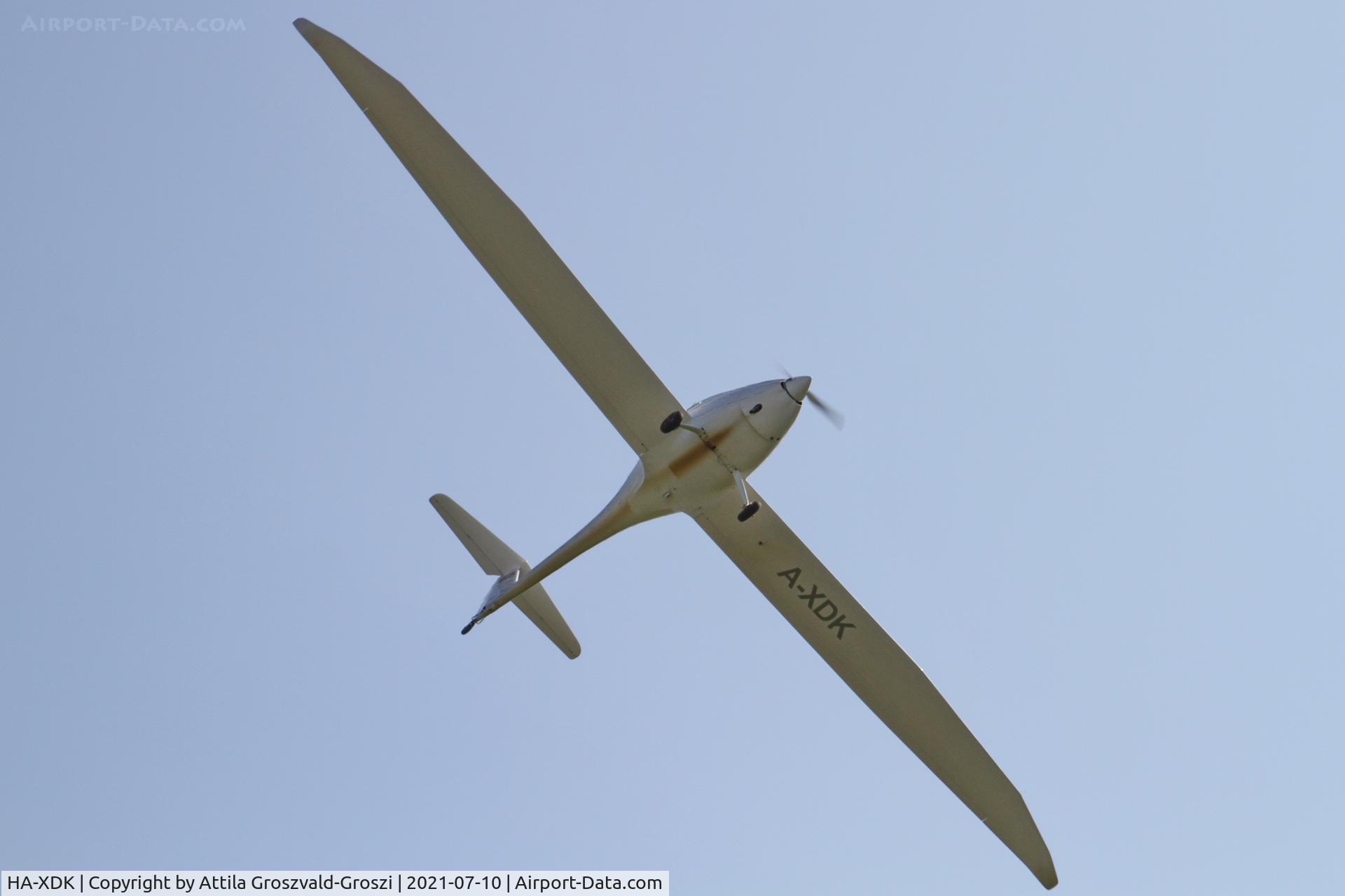 HA-XDK, 2017 Omikron-Dokk Altus C/N 001, Becsehely Airport, Hungary