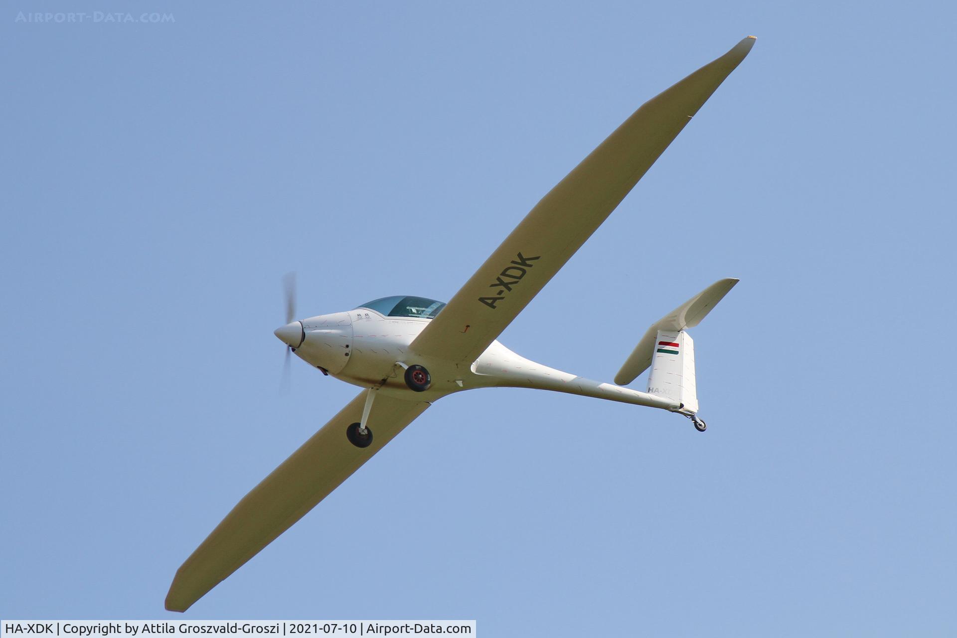 HA-XDK, 2017 Omikron-Dokk Altus C/N 001, Becsehely Airport, Hungary