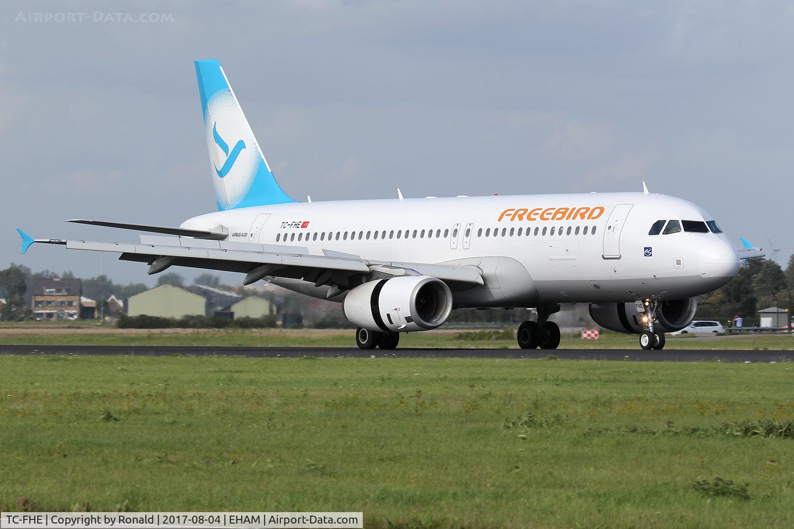 TC-FHE, 2006 Airbus A320-214 C/N 2804, at spl