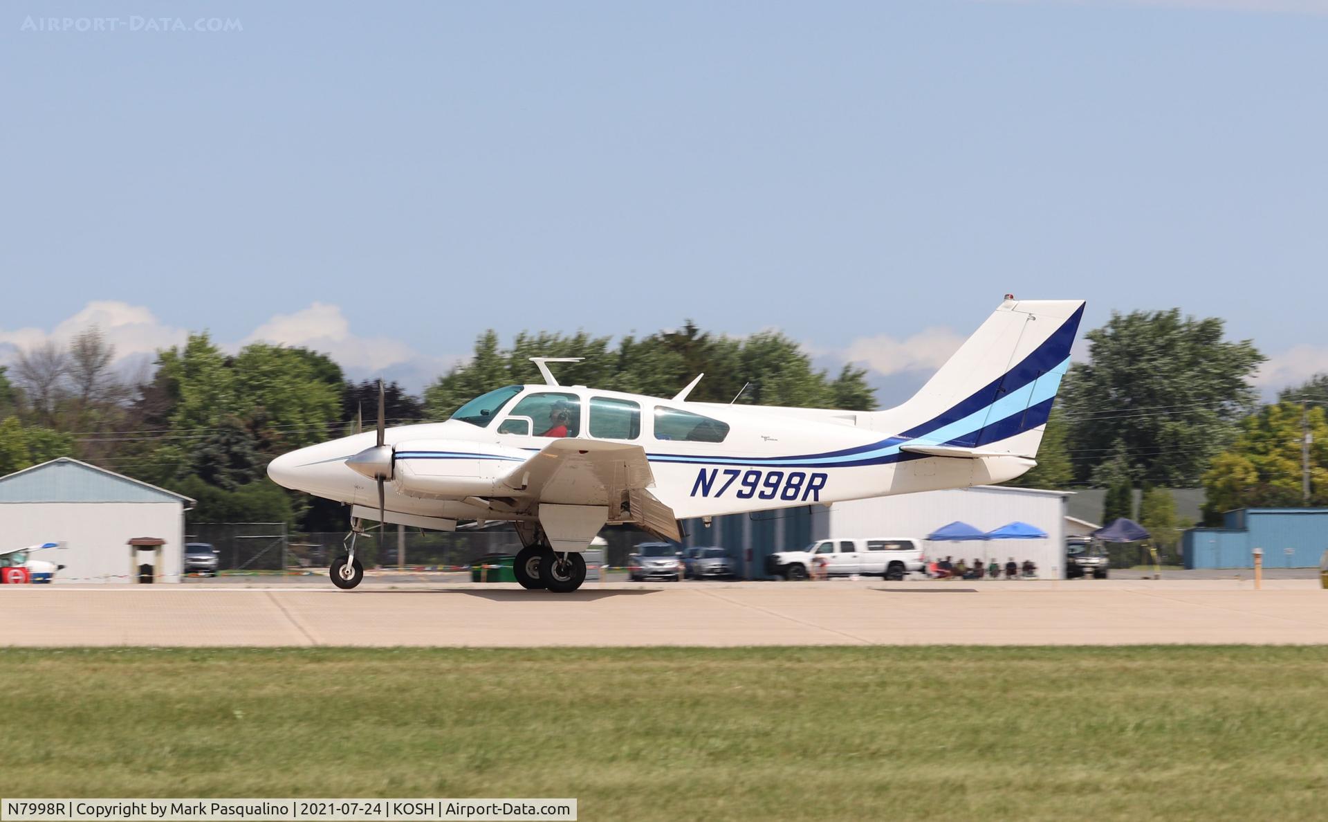 N7998R, 1969 Beech 95-B55 (T42A) Baron C/N TC-1241, Beech B55