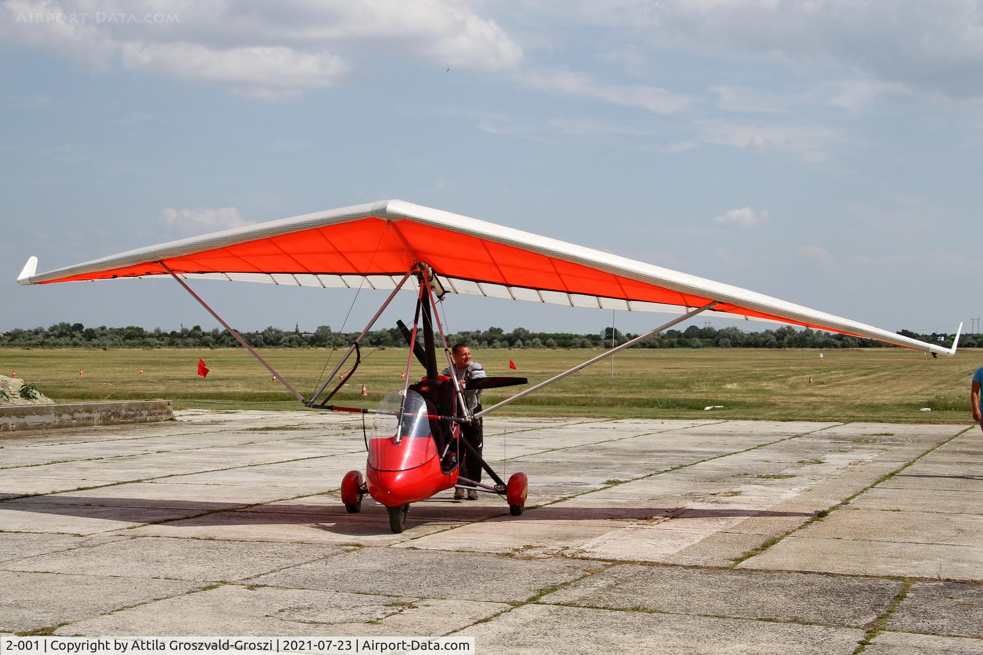 2-001, 2014 Halley Apollo Jet Star/Aeros TL C/N 250814/017.20, Balatonfökajár Airport, Hungary