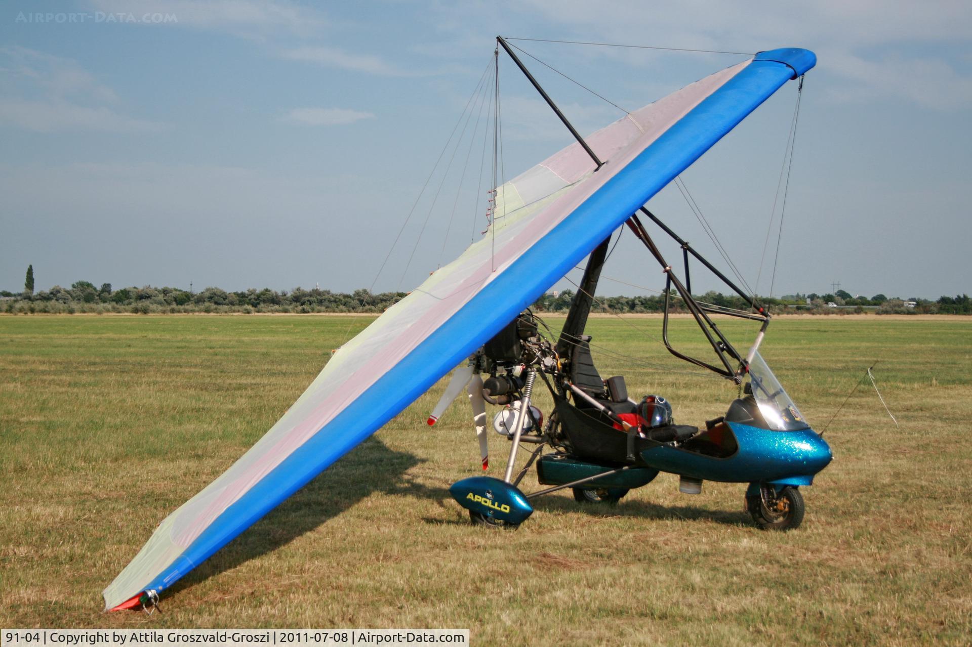 91-04, 1991 Halley Apollo CXM / Racer GT C/N 240102 / MZ 193/91, Balatonfökajár Airport, Hungary