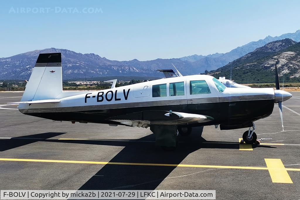 F-BOLV, 1967 Mooney M20F Executive C/N 670296, Parked