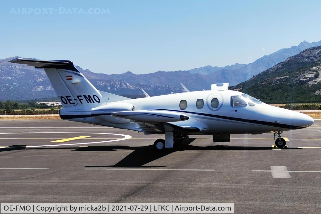 OE-FMO, 2015 Eclipse Aviation Corp EA500 C/N 550-1003, Parked