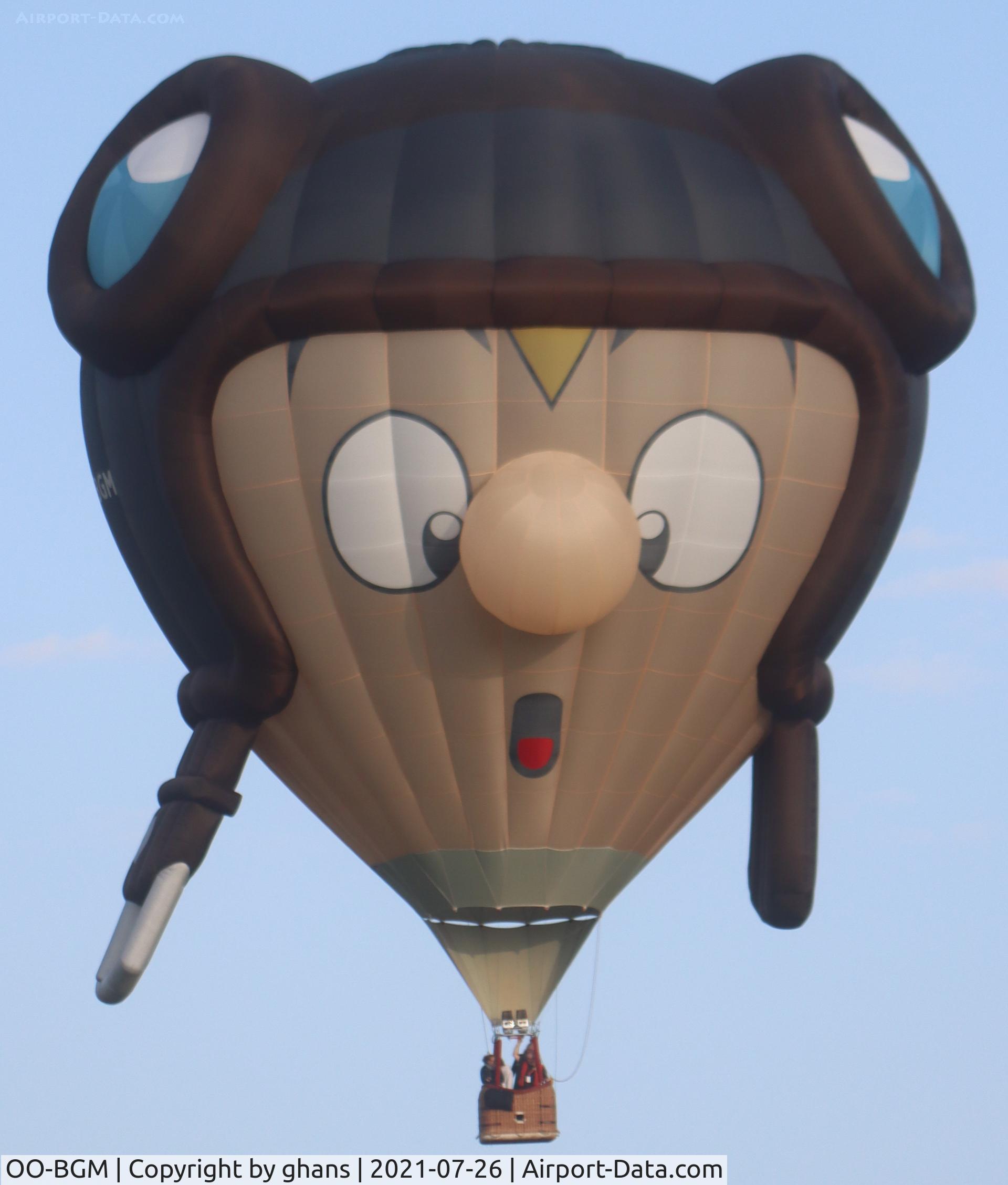OO-BGM, 2011 Cameron Z-90 C/N 11514, @ Chambley