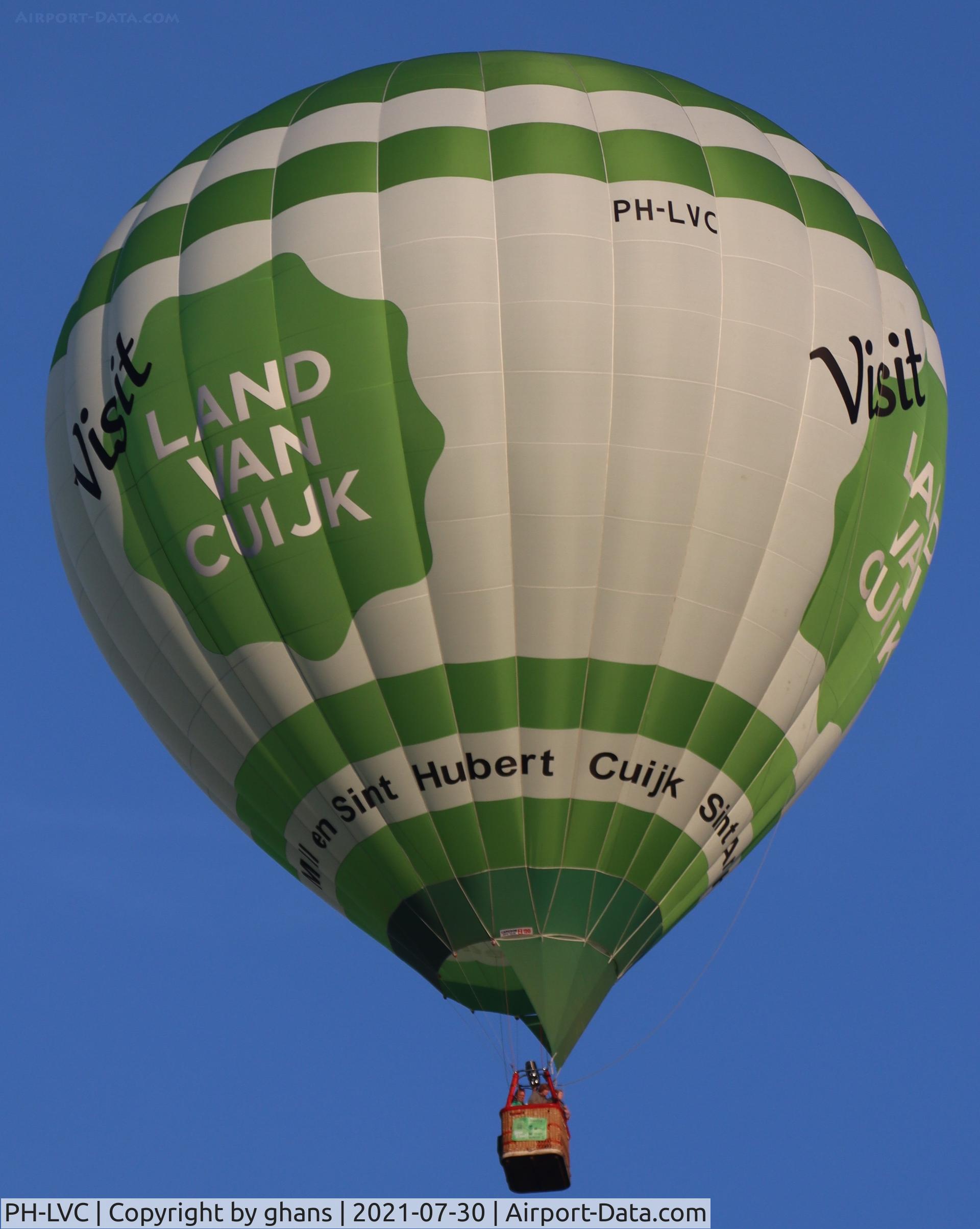 PH-LVC, Cameron Balloons Z-120 C/N 12014, @ Chambley