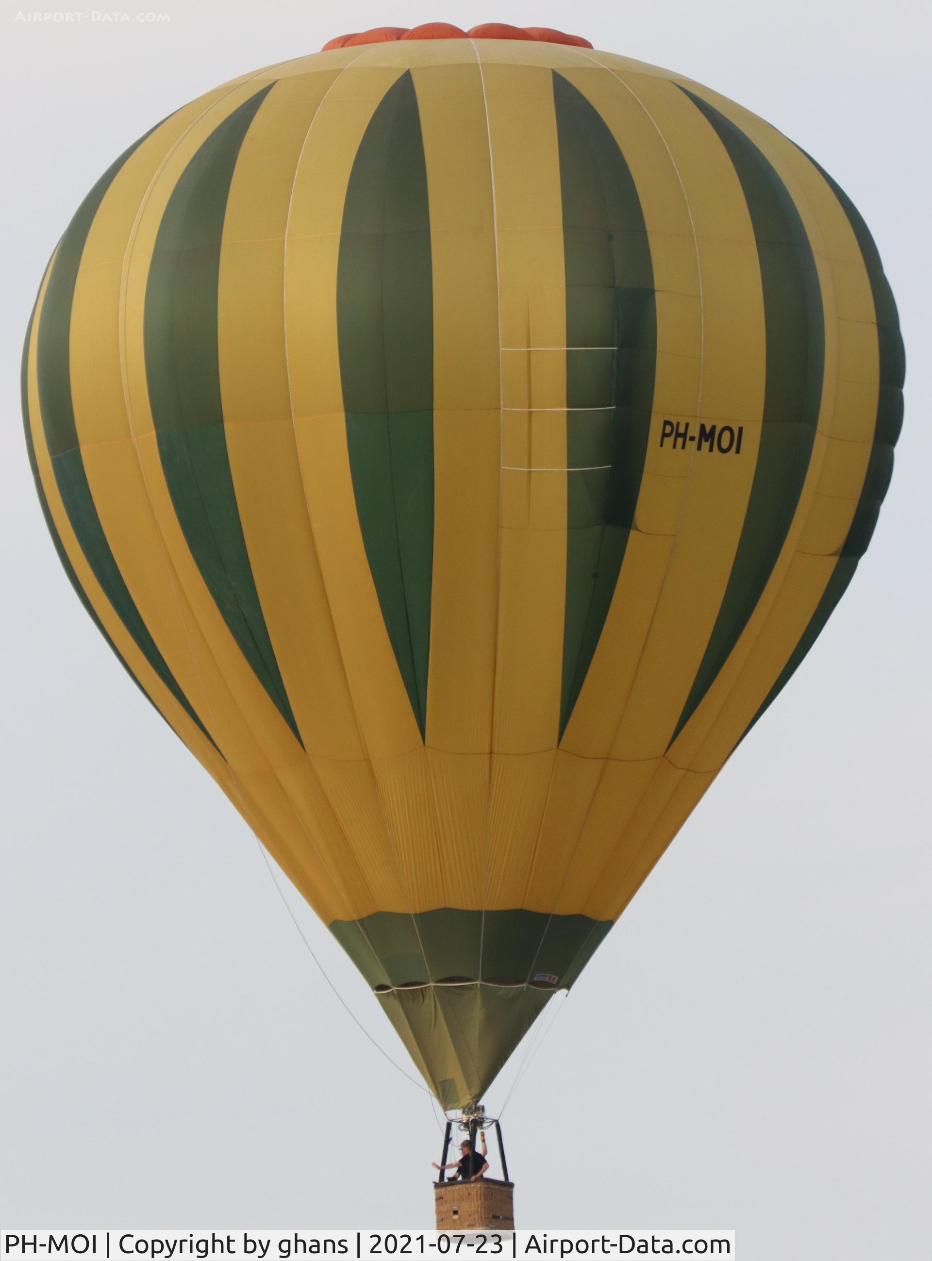 PH-MOI, Cameron C-80 C/N 4469, @ Chambley