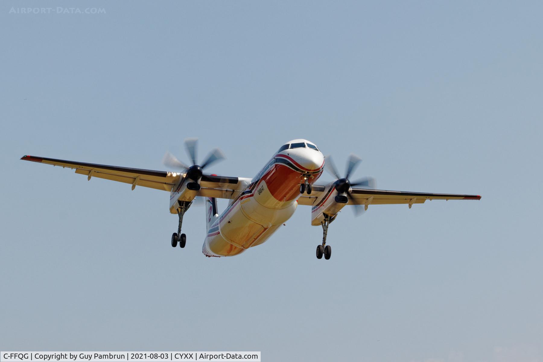 C-FFQG, 2008 De Havilland Canada DHC-8-402Q Dash 8 C/N 4201, Landing on 25 after dropping it's load on a forest fire.