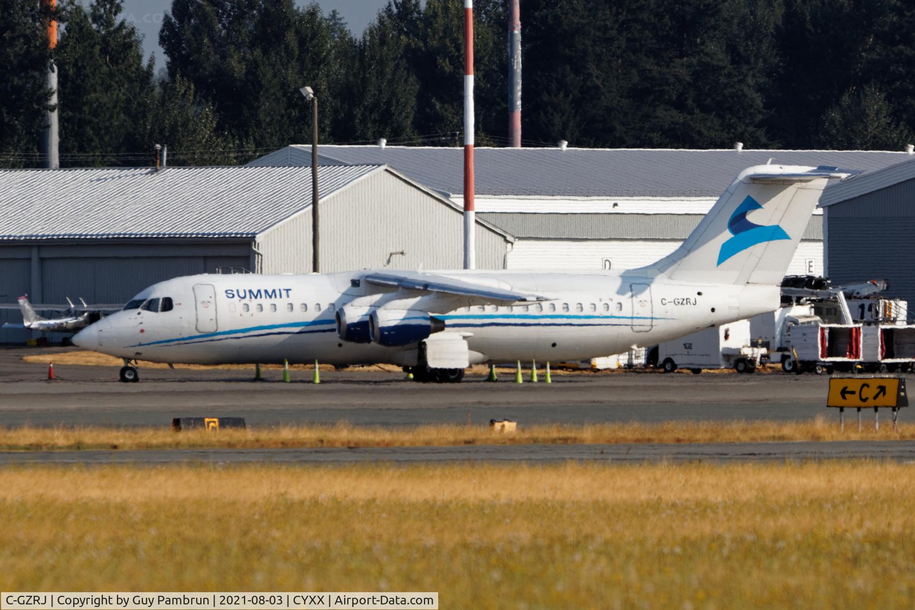 C-GZRJ, 1999 British Aerospace Avro 146-RJ100 C/N E3359, Chillin'