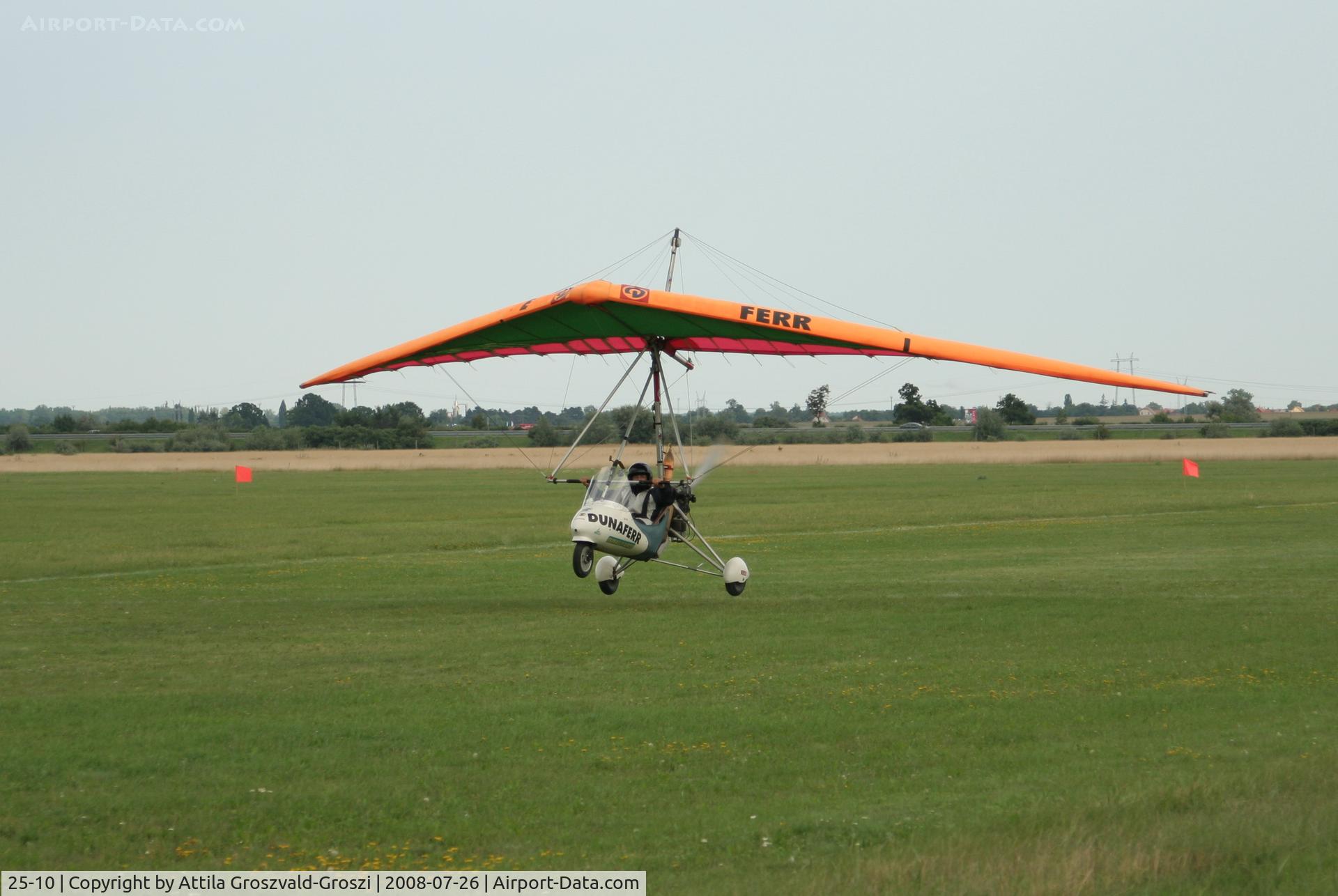 25-10, 1992 Halley Apollo C-14 Racer GT C/N 010192, Balatonfökajár Airport, Hungary