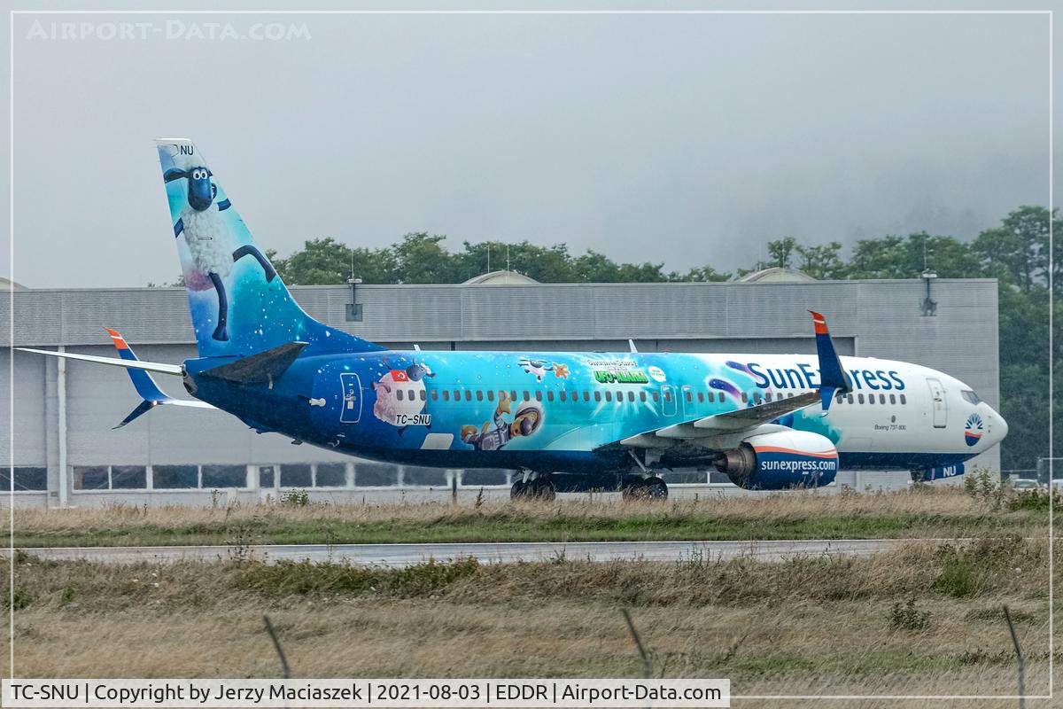 TC-SNU, 2010 Boeing 737-8HC C/N 40756, 2010 Boeing 737-8HC, c/n: 40756
