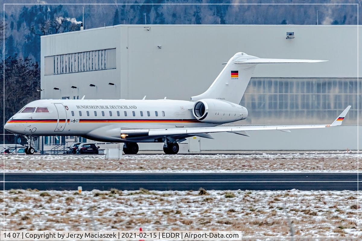 14 07, 2019 Bombardier BD-700-1A10 Global 6000 C/N 9865, Bombardier BD-700, c/n: 9865